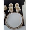Image 2 : Stone Ware Dishes