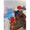 Image 2 : Infant/Doll Clothes
