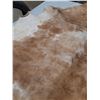 Image 3 : Cowhide Rug - Tanned - 80" x 84"