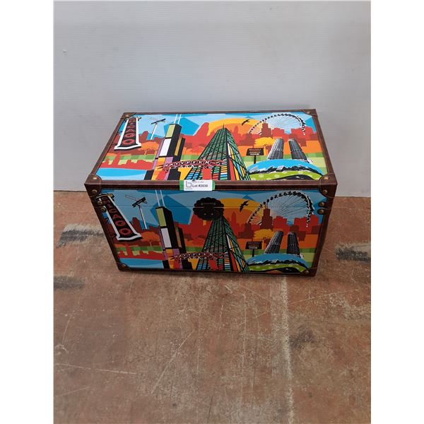 * Pop Art "Chicago" Canvas Trunk - 23x14.5x13.5" - Pickup Only