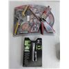 Image 2 : 2 pcs Pliers, 2 in 1 Dual Jaw Plier,  LED Mini Flashlight, 17 pcs Bit Set (3) Screwdrivers