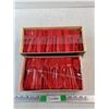 Image 1 : Red Plastic Forks