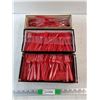 Image 1 : Red Plastic Forks