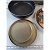 Image 2 : 12" Frying Pan, Christmas Platter, Baking Trays, Non Stick Pan, Misc