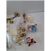 Image 5 : Christmas Tree Top, Jingle Bells, Christmas Ornaments