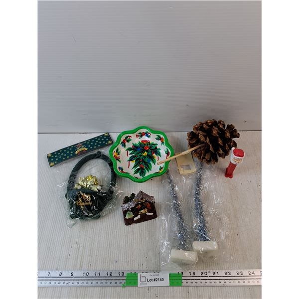 Christmas Ornaments, Gum Dispenser, Pine Cone