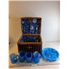 Image 1 : Wicker Picnic Basket/ 4Pc Plastic Dishes setting