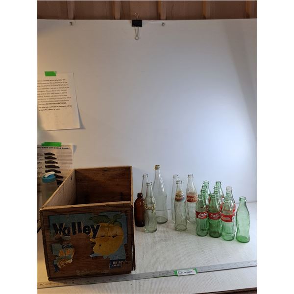 Glass Pop Bottles - Coca Cola/ Pepsi/ Orange Crush/ Wooden Crate 19" x 11" x 12" - PICK UP