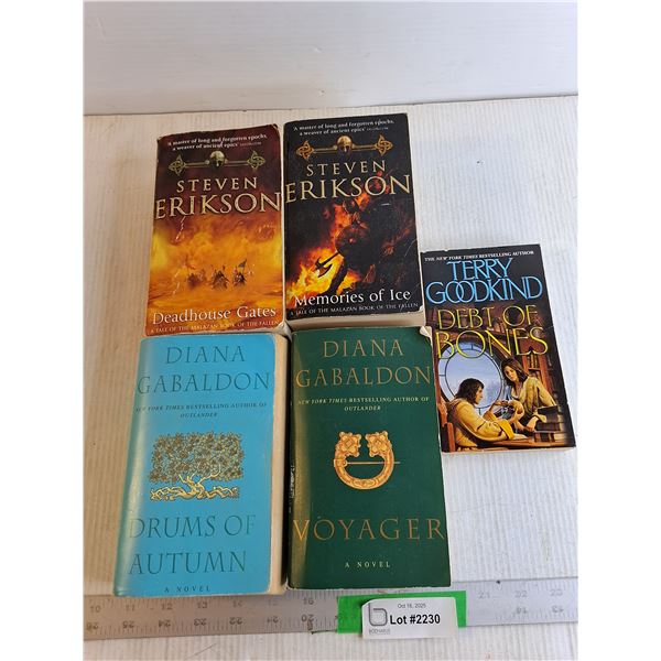 (5) Books - Diana Gabaldon/ Steven Erikson