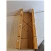 Image 2 : Hand Saws/ Miter Box