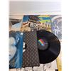 Image 7 : (8) Vinyl Records - Waylon Jennings/ Olivia Newton John/ The Doobie Brothers/ Misc.