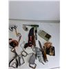 Image 3 : Misc Hand tools & Locks, Old Radio