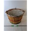 Image 1 : Orchard Bushel Basket 17.75" Diameter, 11.75" Tall - PICK UP