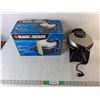 Image 1 : Black & Decker Flip Waffle Maker- Powers On