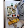 Image 4 : Plastic Tote 18.5" x 13.75" x 9.5", Suglasses, Vintage Nabob Containers, Misc. Cannot Ship