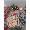 Image 3 : Paper Garlands, Christmas Santa Pan, Decorations