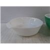 Image 2 : PYREX 9" Bowl, Anchor Hocking Milk Glass Baking Dish