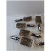 Image 2 : Fangea Hair Brushes - New