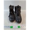 Image 1 : Winter Leather Boots - Size 8