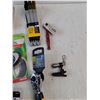 Image 5 : 90⁰ Long Nose Pliers, Digital Tire Gauge, Dual Head Offset Ratchet, Brush Set, Misc
