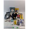 Image 1 : Pizza Cutter, Tarp Straps, Digital Tire Gauge, Extension Cord, Misc