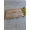 Image 6 : (4) 500 g Bags Of Whiskas/ Meow Mix (Nib)/ Craft Sticks