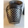 Image 4 : Flower  Pots (Various Sizes)