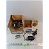 Image 1 : Fence Brackets, Nylon Ropes, Battery Charger, Auto Speed Spool