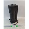 Image 2 : Lasko Electric Heater - Powers On, As Is 14" x 4" x 5"
