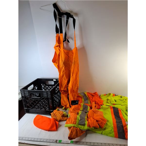 Milk Crate 13" x 11" & Reflective Workwear- L, Has Staining. Cannot Ship