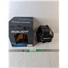 Image 1 : Bauer Youth Hockey Helmet 6-6 5/8", Appears NIB