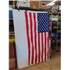 Image 2 : American Flag 35" x 70"