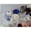 Image 4 : Mugs, Salt & Pepper Shakers, Juice Makers, Enamel Lidded Dish, Misc - PICK UP