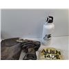 Image 8 : Power Fist Trailer Coupler, Weller Soldering Gun, Micronita Voltmeter, Alien Tape, Misc