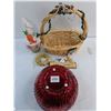 Image 3 : (2) Sealed Cook Splatter Screens, Easter Basket/Decor, Costco Ice Scraper Mitt, Christmas Planter