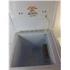 Image 2 : Koolatron Electric Cooler- No Cord 17" x 15" x 15.5" - PICK UP