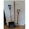 Image 1 : ** Plastic Scoop Shovel, Pitch Fork, Hoe - Pickup Only