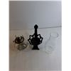 Image 2 : Oil Lantern (13 1/2" High) With Metal Stand ( 16")