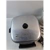 Image 5 : Vintage Hoover Stainless Steel Electric Fry Pan - As Is, Regal Coffee Kettle - As Is