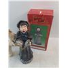 Image 4 : Kerosene Lamp Base, Winsor Collection Figure, Ghostbusters & Dog Desk Decor