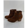 Image 2 : Pair of Time Tru Brown Suede Women's Dress Boots - Size 8