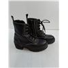 Image 2 : Pair of Faux Leather Women's Dress Boots - Size 8