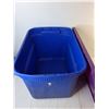 Image 2 : *Plastic Tote with Lid- Partial Closure 24" x 17" x 15.5" - PICK UP