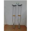 Image 1 : *Adult Crutches 53" Tall, Cannot Ship