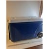 Image 1 : * Rubbermaid XL Cooler on Wheels - PICK UP ONLY
