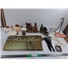 Image 1 : Xmas Tea Pots and Mugs, Decorative Train & Bear in Canoe, Desk Fan, Wallet, Decorative Hook, Etc