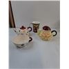 Image 2 : Xmas Tea Pots and Mugs, Decorative Train & Bear in Canoe, Desk Fan, Wallet, Decorative Hook, Etc