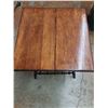 Image 2 : Wooden Table 28" x 28" - PICK UP ONLY