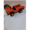 Image 6 : Vintage Toy Lot: Marx Cabover Truck, Tonka Dune Buggy, FP Husky Tow Truck, John Deere 3350 Tractor, 