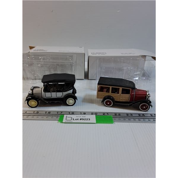 (2) Die Cast Models (1:32 Scale) - 1915 Chevy Passenger Baby Grand & 1929 Ford Woody Wagon